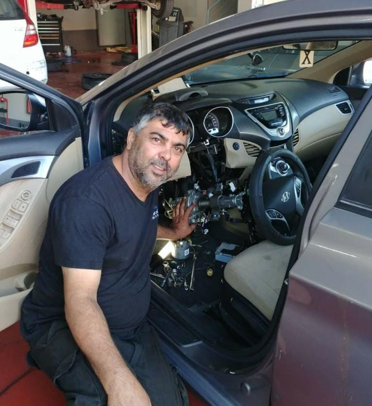 Y.A._Motors